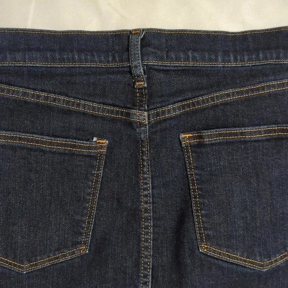 Gap High-Waisted Button-Front Mini Jean Skirt, Color Scottie Size 29T - Picture 8 of 12